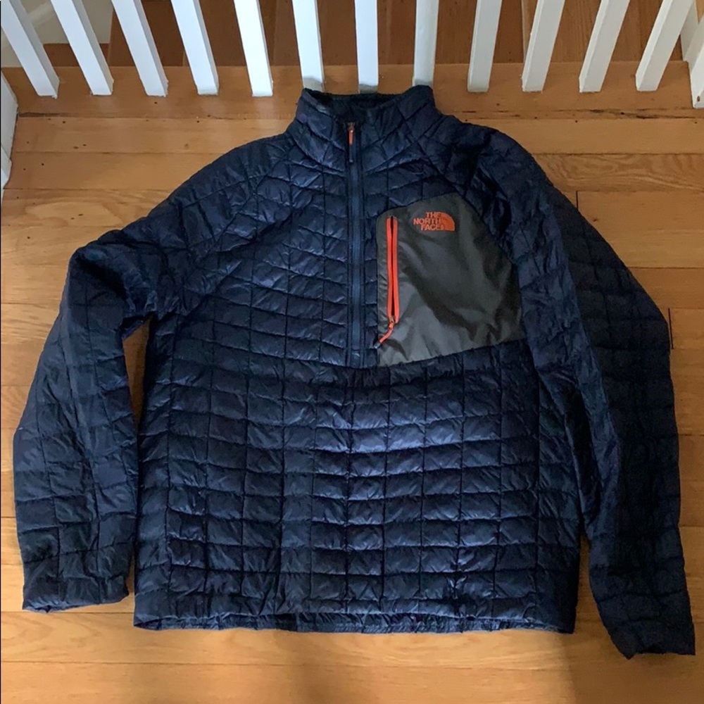 North Face Quarter Zip Puff